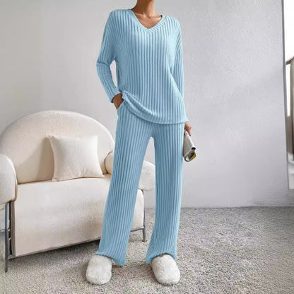Cross-border two-piece suit for women 2025 autumn new style fashion casual straight pants temperament loose V-neck pit striped knitted suit