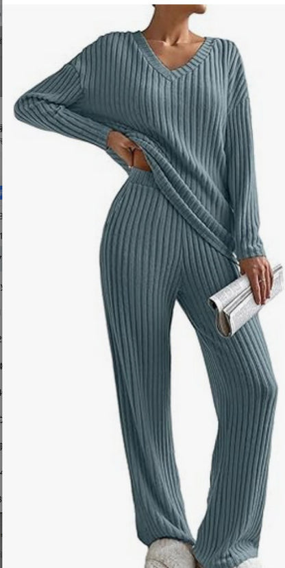 Cross-border two-piece suit for women 2025 autumn new style fashion casual straight pants temperament loose V-neck pit striped knitted suit