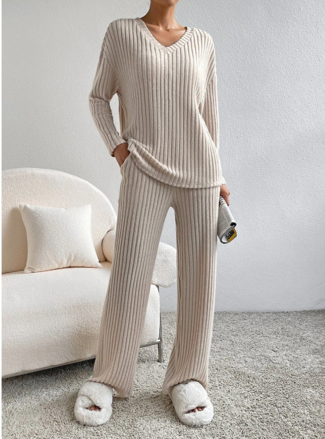 Cross-border two-piece suit for women 2025 autumn new style fashion casual straight pants temperament loose V-neck pit striped knitted suit