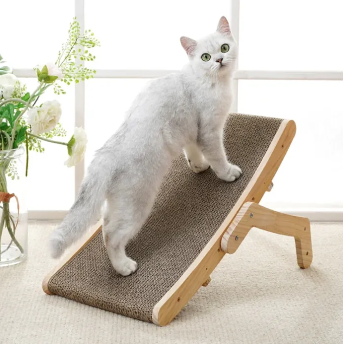Adjustable Wooden Cat Scratcher